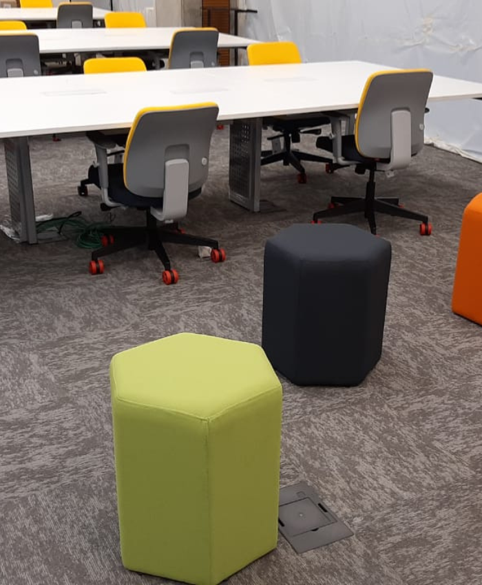 renault-mobiliario-corporativo8